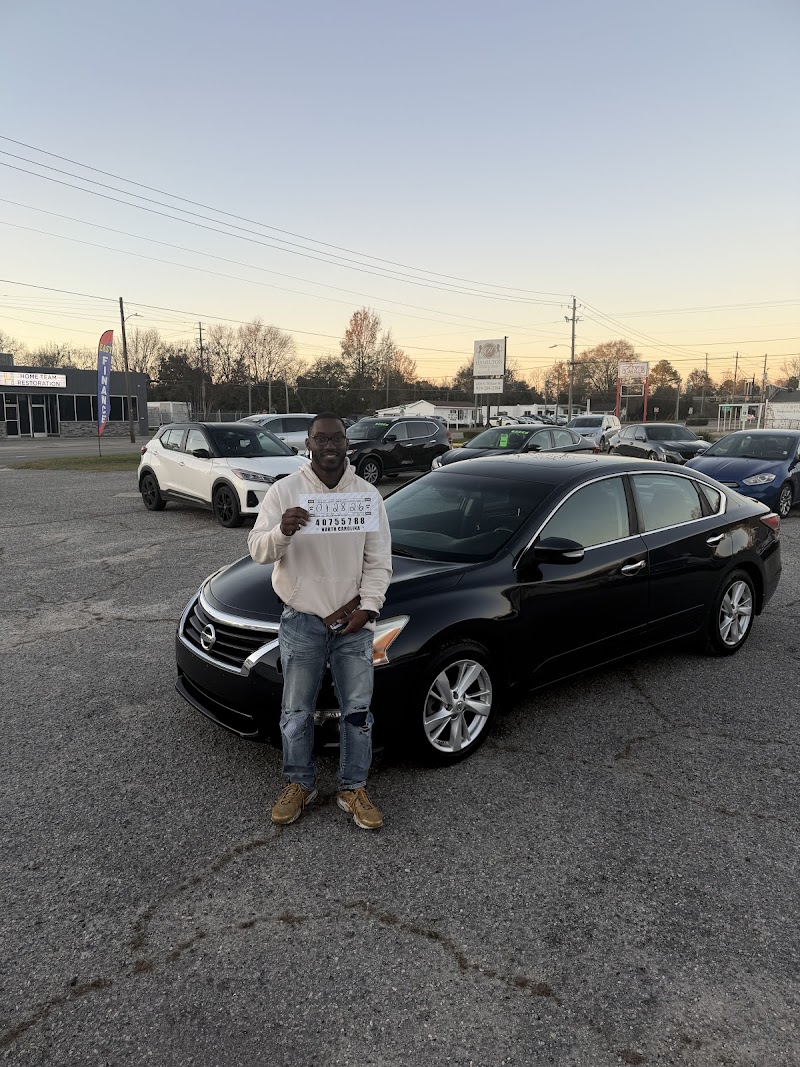 A&J AUTO GROUP photo 2