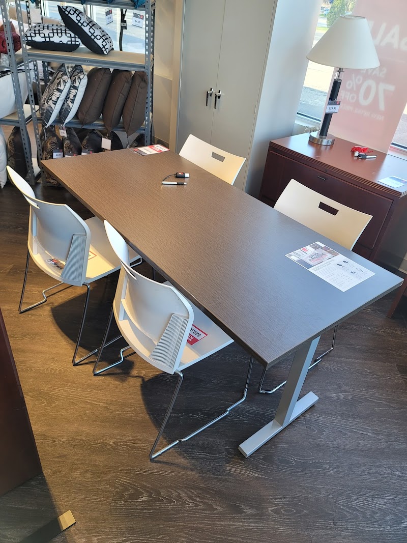 CORT Furniture Outlet photo 3