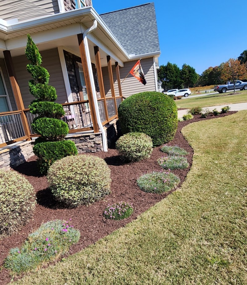 Riley Landscaping and Lawn Maintenance, LLC photo 2