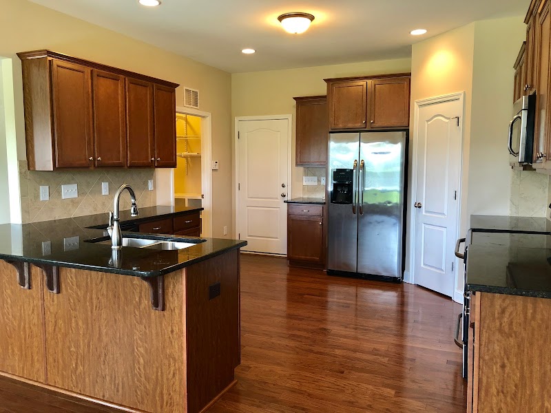 Seymour Homes Realty photo 3