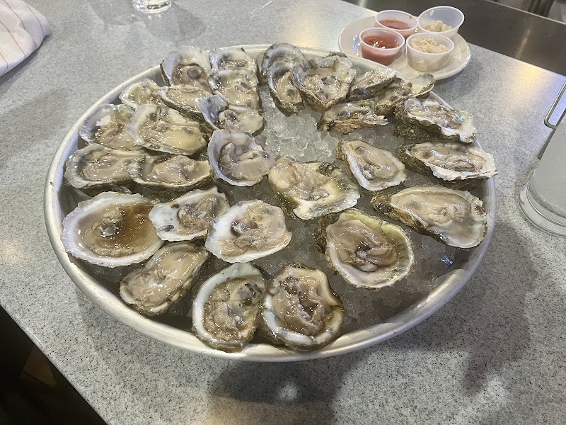 Vailhouse Oyster Bar & Grille photo 2