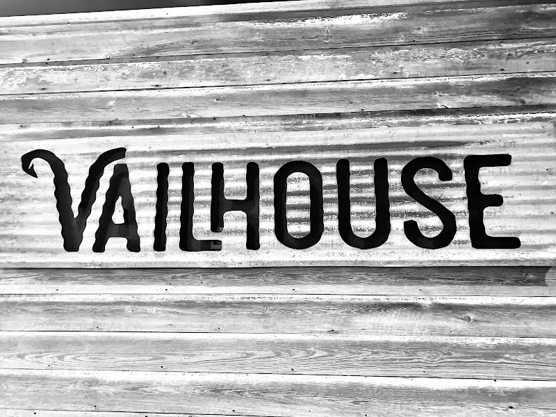 Vailhouse Oyster Bar & Grille photo 3